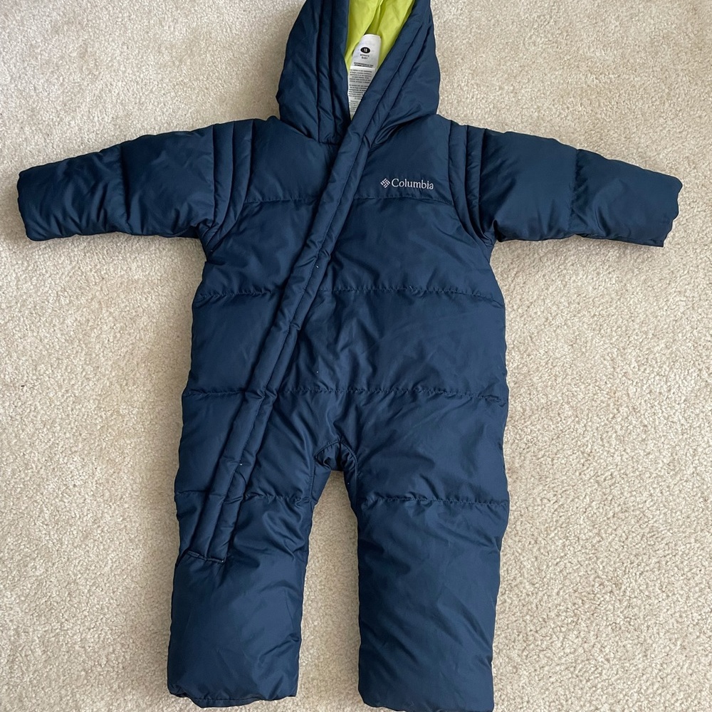 Columbia 18 mos bunting